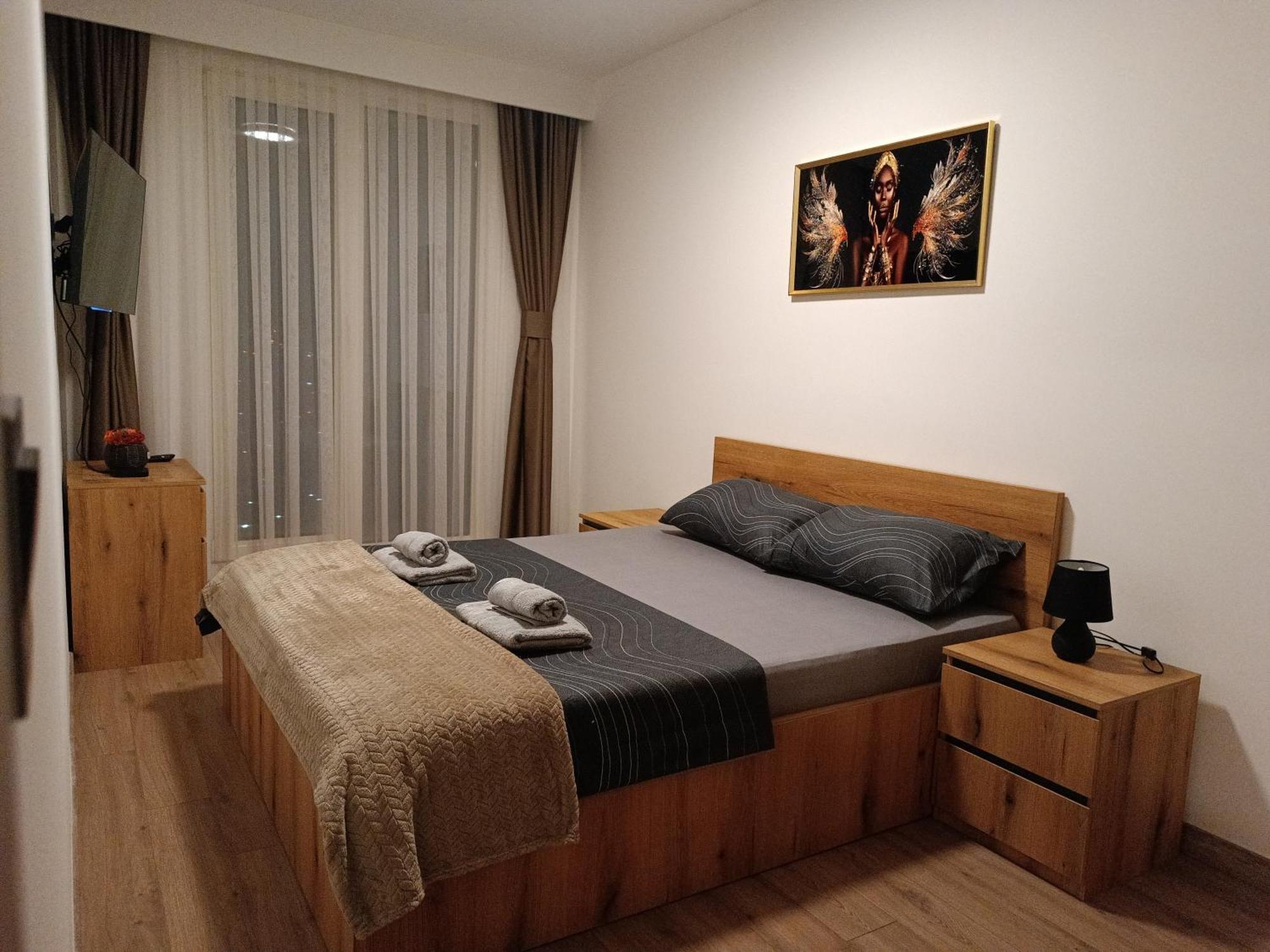 18Th & 16H Floor Secure Luxury Condos With Pool & Fitness Included In Price スコピエ エクステリア 写真