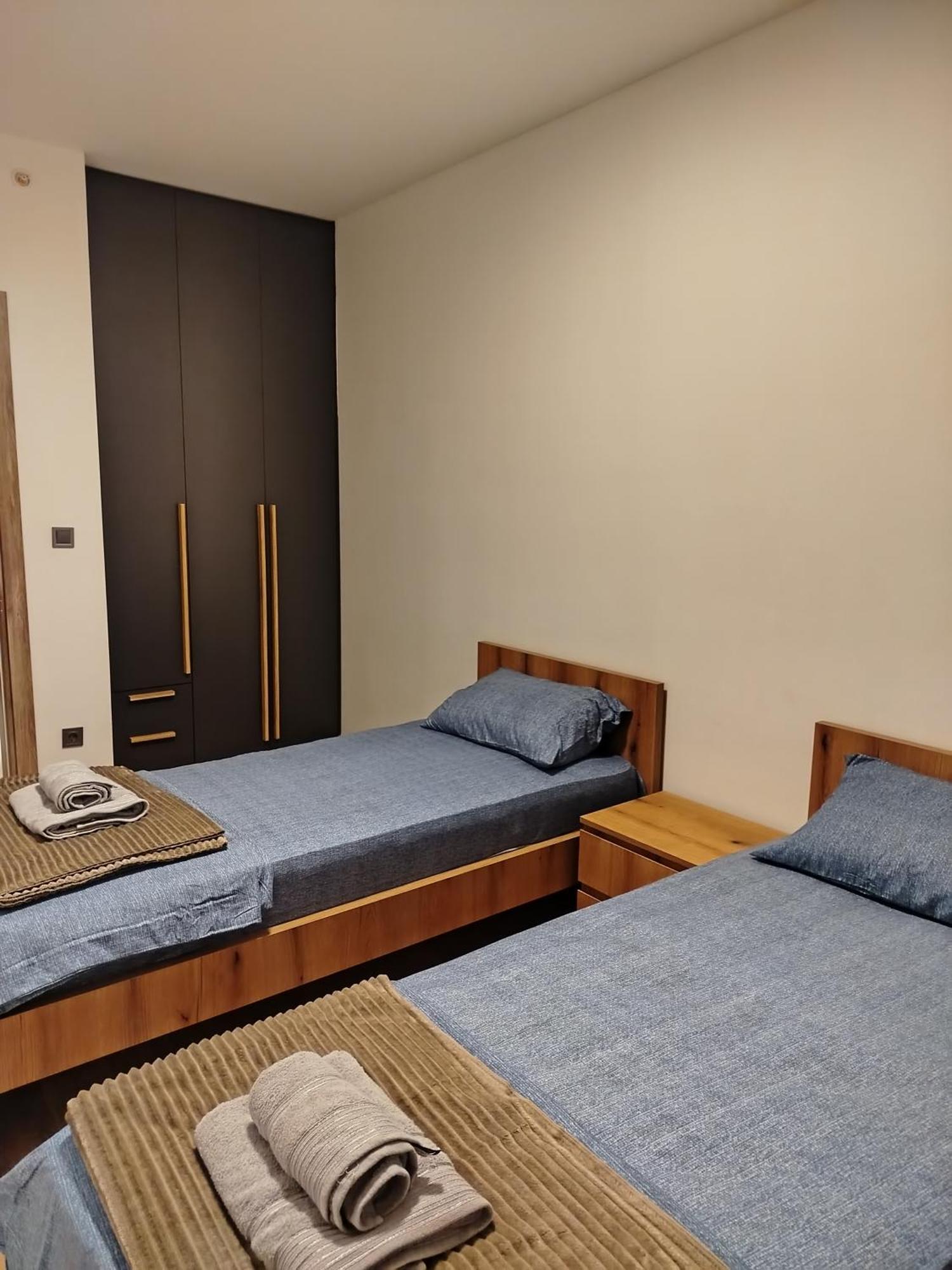 18Th & 16H Floor Secure Luxury Condos With Pool & Fitness Included In Price スコピエ エクステリア 写真