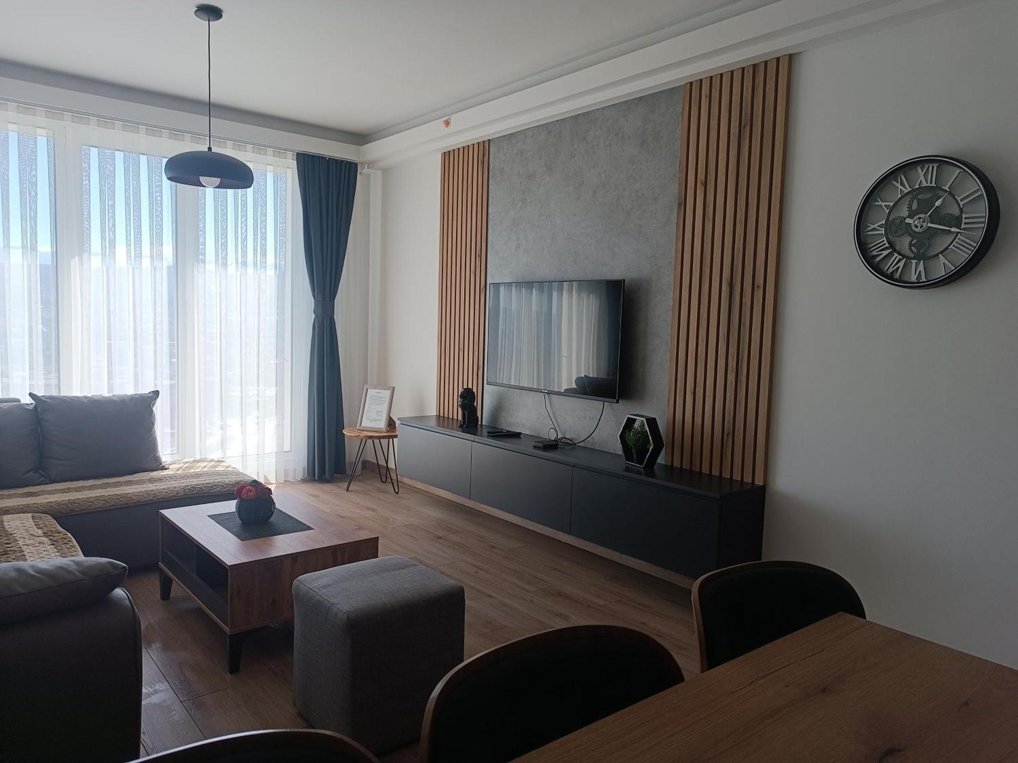 18Th & 16H Floor Secure Luxury Condos With Pool & Fitness Included In Price スコピエ エクステリア 写真